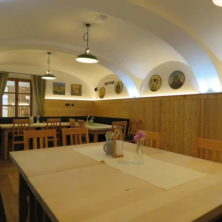 Braeuhof Hotel
